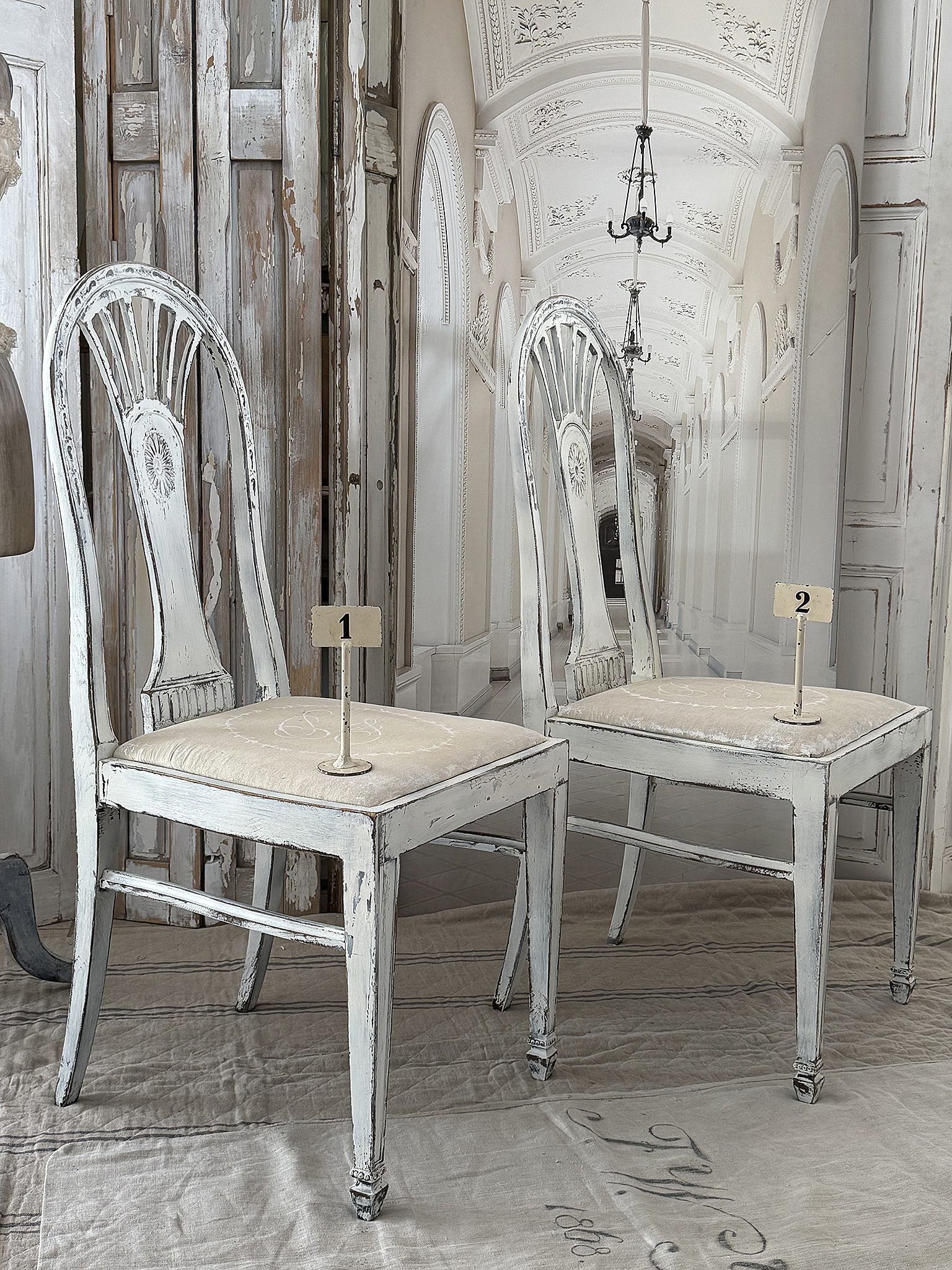 Edler antiker Shabby-Stuhl***