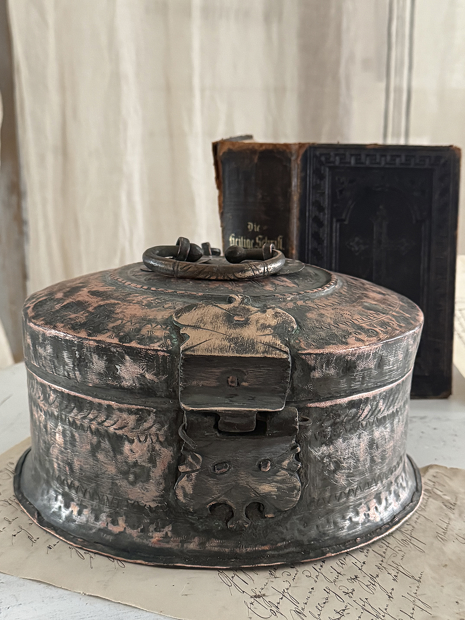 Antike Kupferschale mit Deckel ein kostbares Stück mit Geschichte*** 