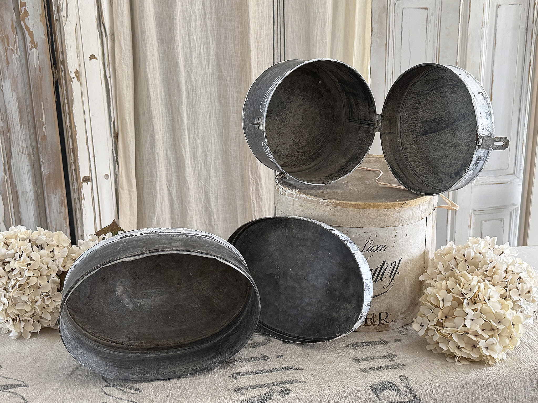  Altes Dosen-Duo aus Zink im Vintage-Stil***