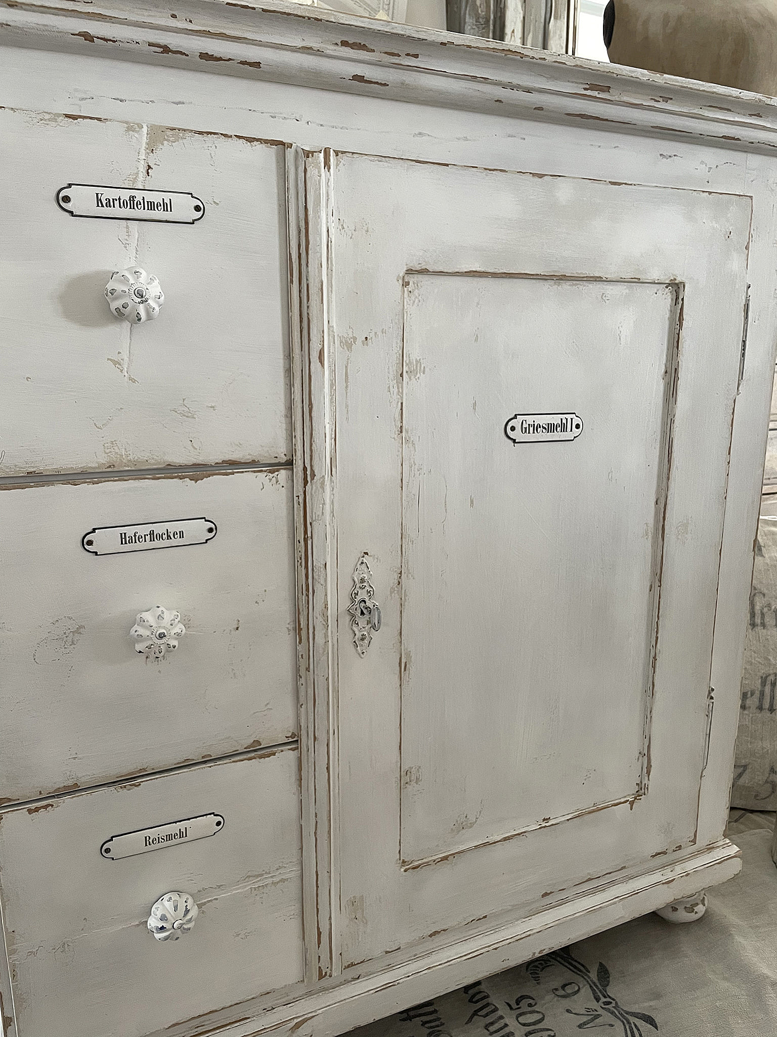 Liebhaberstück alter Ladenschrank Liebhaberstück alter Ladenschrank