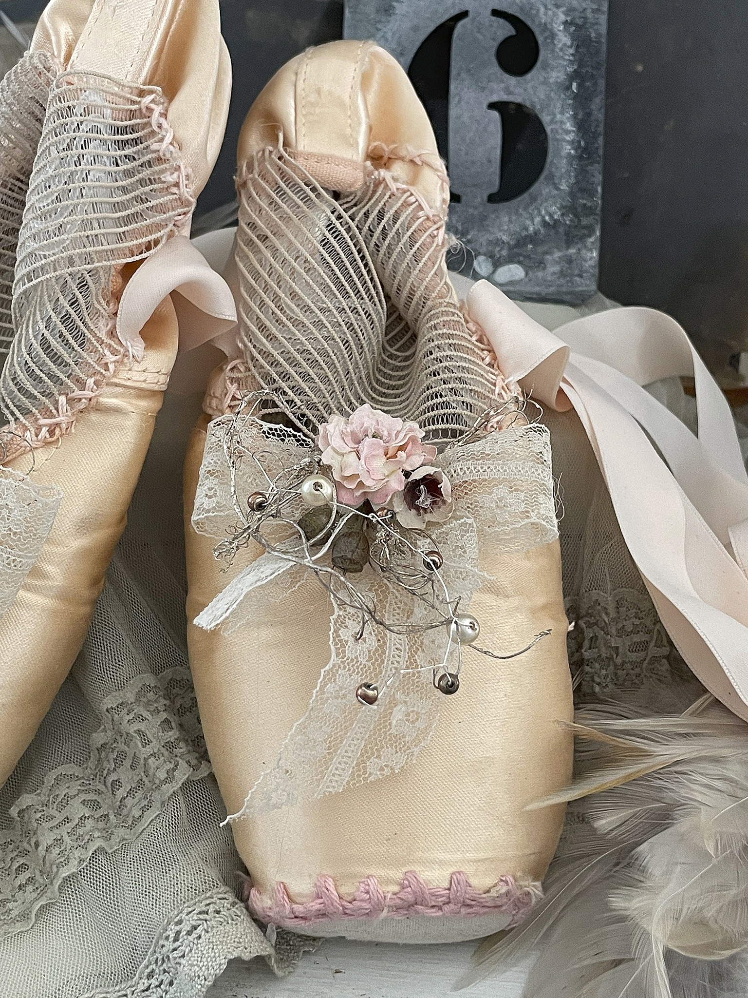 Alte Ballettschuhe Brocante mit Röschen und Spitze*** Alte Ballettschuhe Brocante mit Röschen und Spitze***