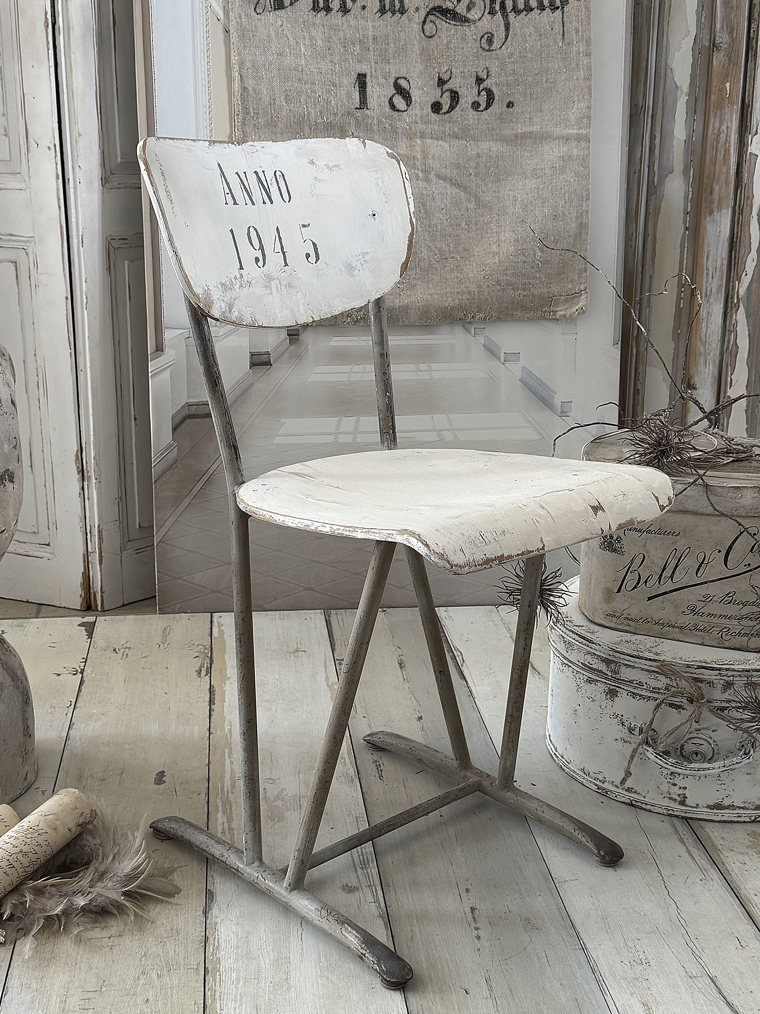 Alter Werkstattstuhl im Shabby Chic mit charmantem Vintage-Flair***