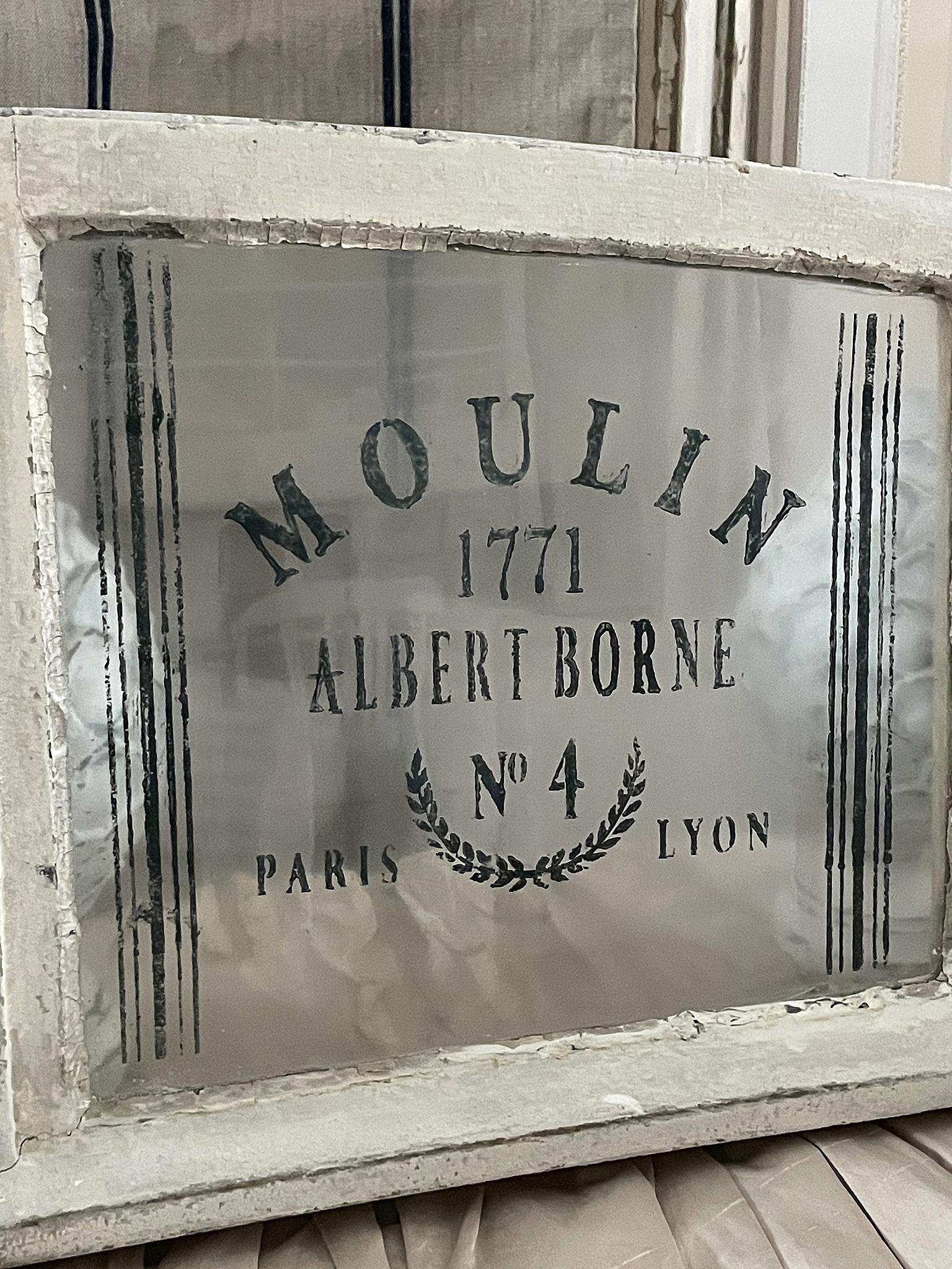 Historisches Wandbild mit der Aufschrift Moulin 1771 Albert Borne N°4 Paris Lyon