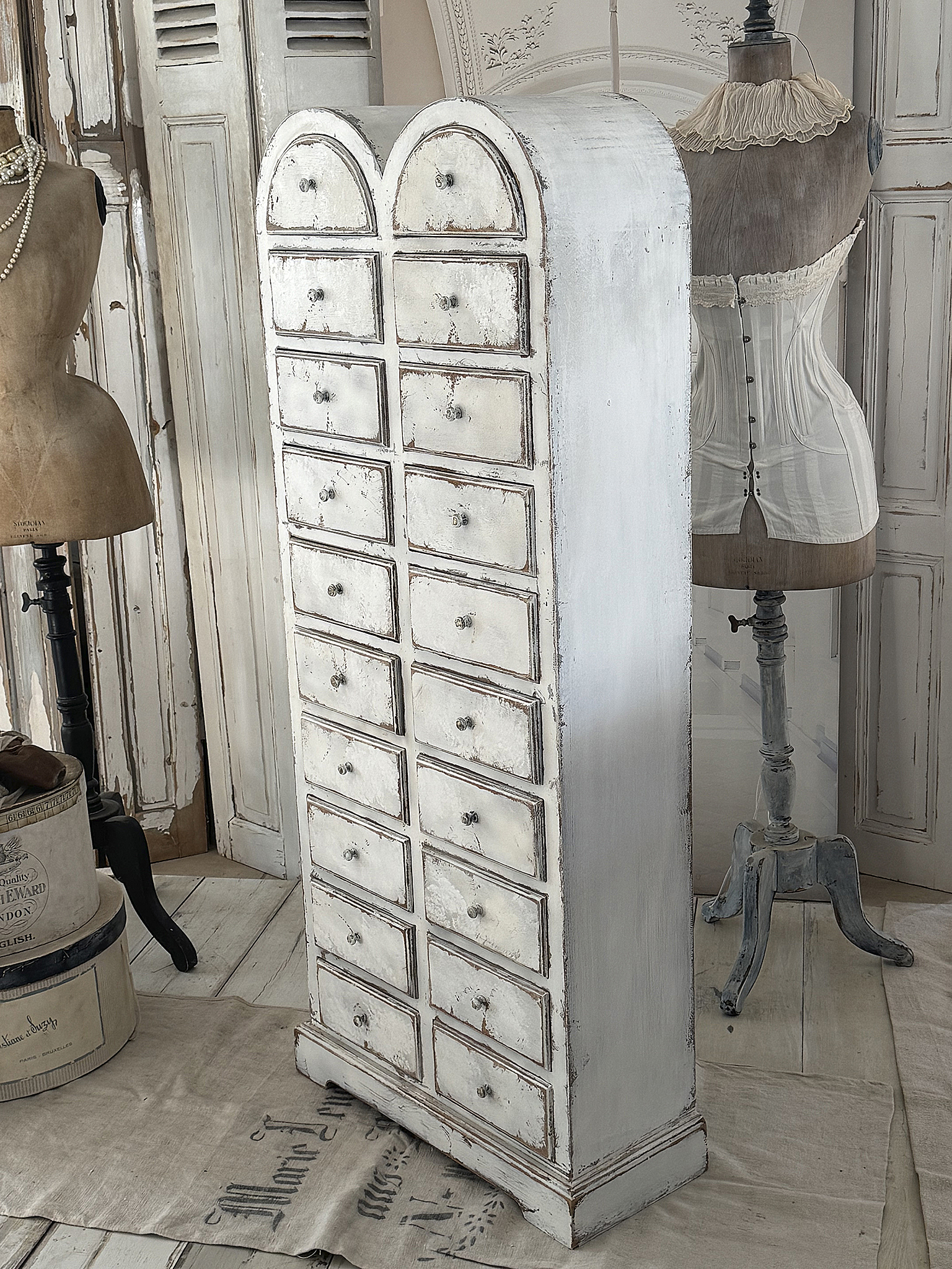 Vintage Schubladenschrank – Shabby Chic***