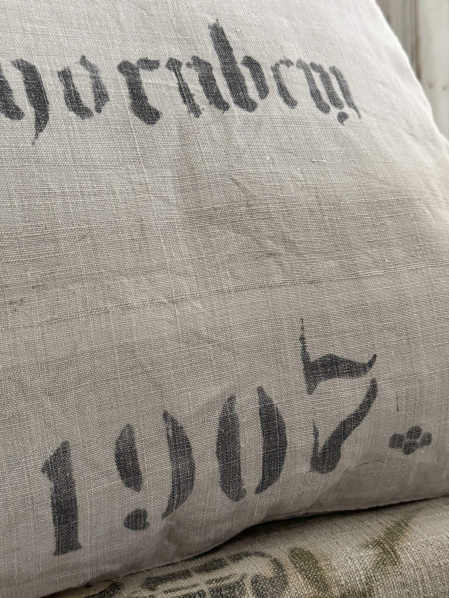 Altes Mehlsackkissen aus antikem Leinensack***