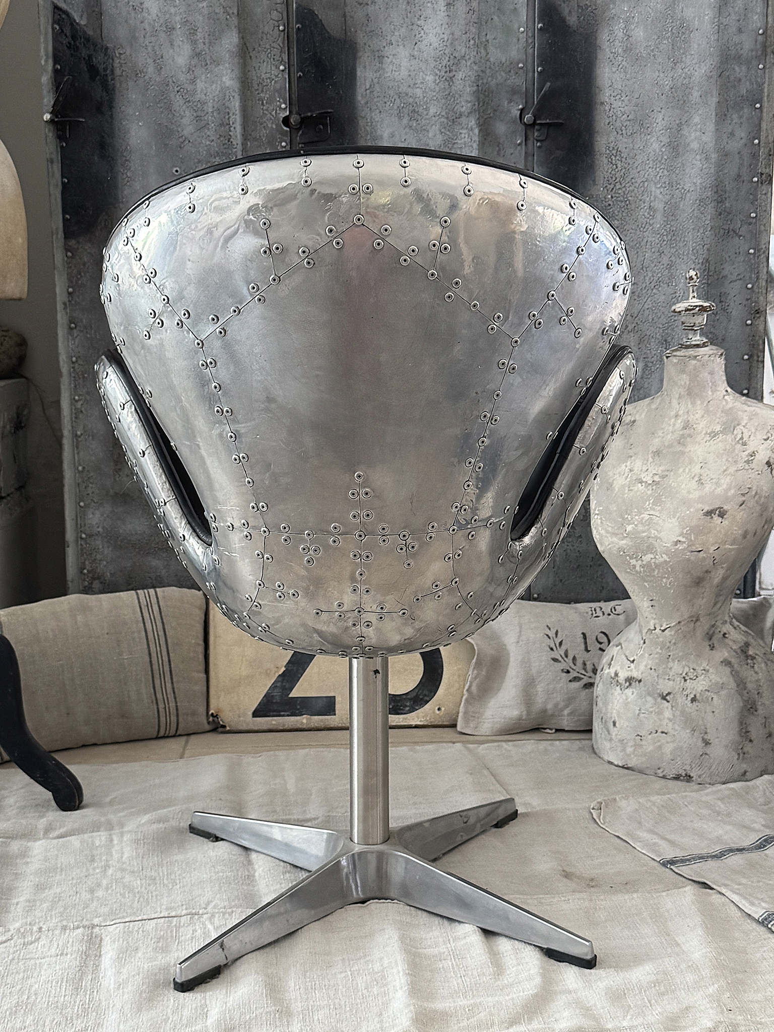 Luxus Art-Déco Schreibtischstuhl aus Echtleder & Aluminium im Air-Wing-Design***